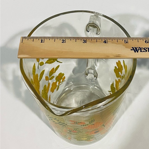 Vintage Large Heavy Glass Gingham “Flowers" Yellow Pitcher Kitchen Drinking - Picture 9 of 9